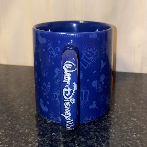 2011 Disney Parks Disneyland Mug - Picture 5 of 7